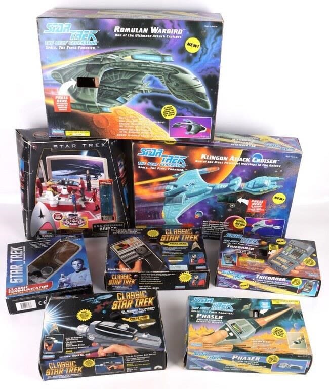 Lot 178364: STAR TREK PLAYMATES COLLECTORS ED. TOYS - LOT OF 8