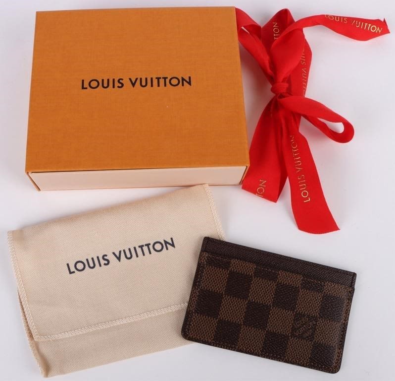 Lot 178378: LOUIS VUITTON DAMIER EBENE CANVAS CARD HOLDER