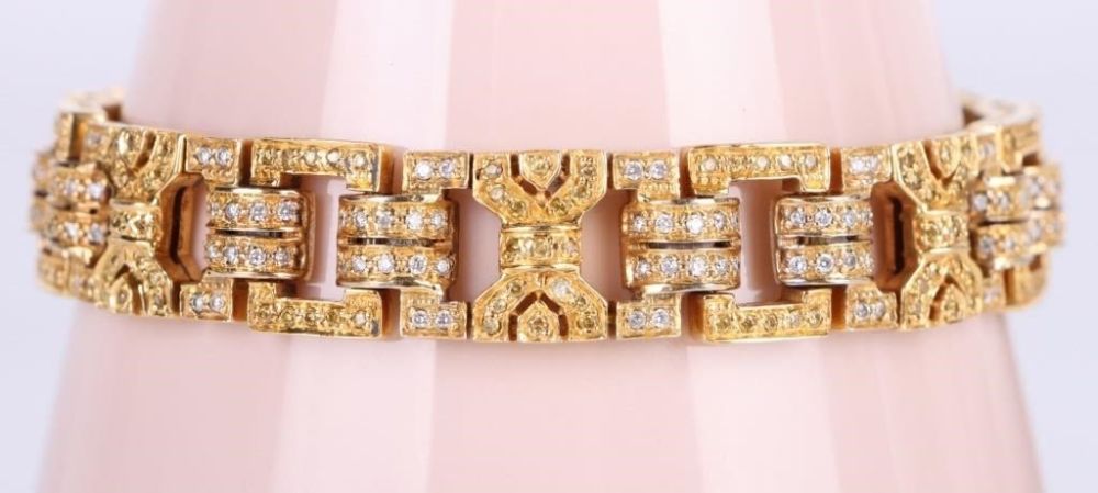 Lot 179167: HEAVY 18K YELLOW GOLD DIAMOND UNISEX BRACELET