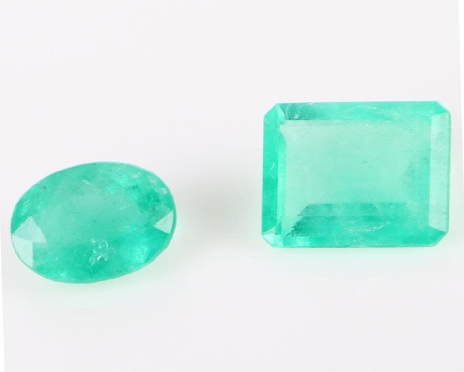 Lot 179254: 7.85CTW BRAZILIAN & COLOMBIAN EMERALDS - LOT OF 2