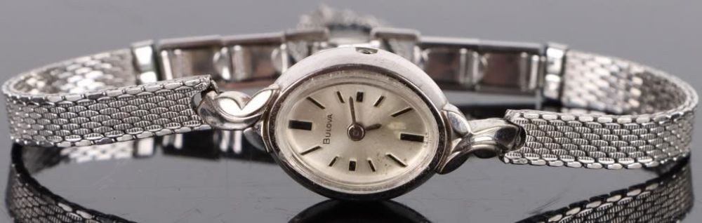 Lot 179350: 14K WHITE GOLD BULOVA 17J LADIES WRISTWATCH