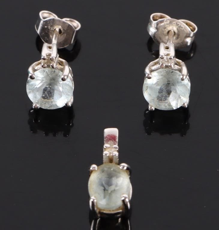 Lot 181201: 10K WHITE GOLD AQUAMARINE DIAMOND MATCHING SET