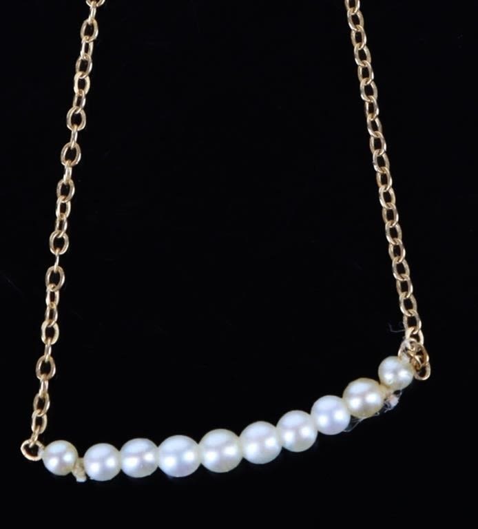 Lot 181221: VINTAGE 14K GOLD ADD-A-PEARL NECKLACE W/ BOX