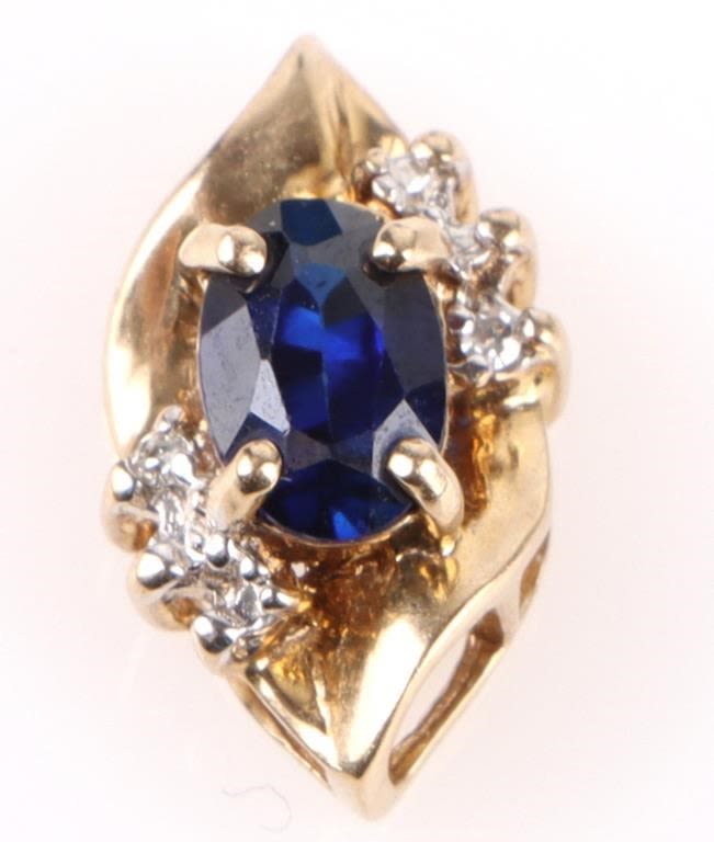 Lot 181225: 10K YELLOW GOLD SAPPHIRE DIAMOND LADIES PENDANT