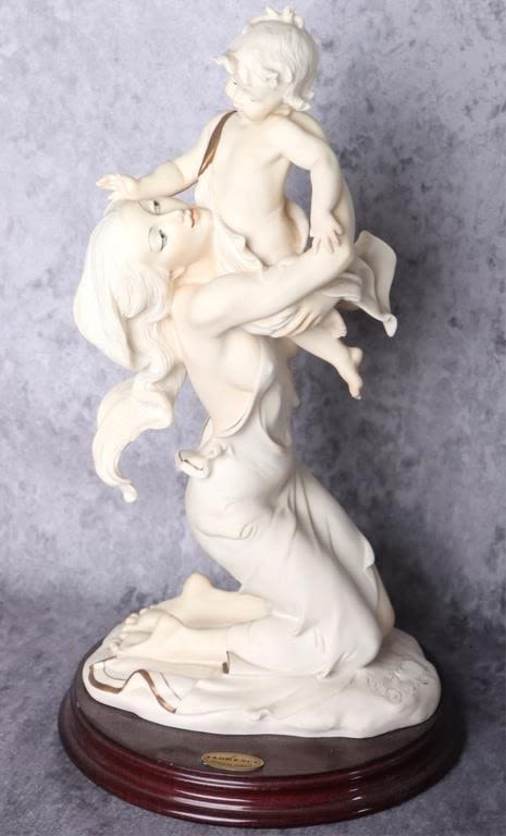 Lot 180214: GIUSEPPE ARMANI ITALIAN KNELT MATERNITY STATUE