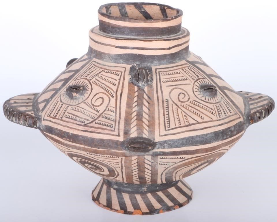 Lot 180227: ANTIQUE PRE-COLUMBIAN TERRACOTTA POTTERY VASE