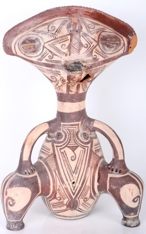 Lot 180228: ANTIQUE PRE-COLUMBIAN TERRACOTTA POTTERY STATUE