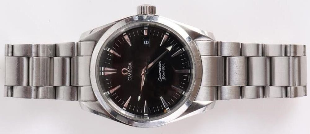 Lot 183208a: OMEGA SEAMASTER BLACK DIAL AQUA TERRA QUARTZ WATCH