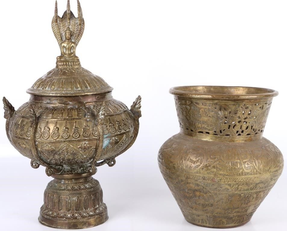 Lot 183224: ORNATE ANTIQUE BRASS ASIAN RELIGIOUS TEMPLE URNS