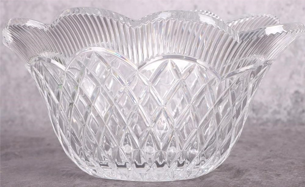 Lot 183379: MARQUIS BY WATERFORD CRYSTAL BASKETWEAVE BOWL