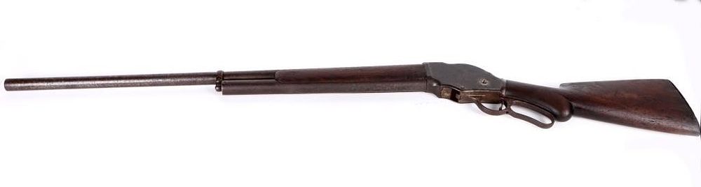 Lot 183398: WINCHESTER MODEL 1887 LEVER ACTION SHOTGUN