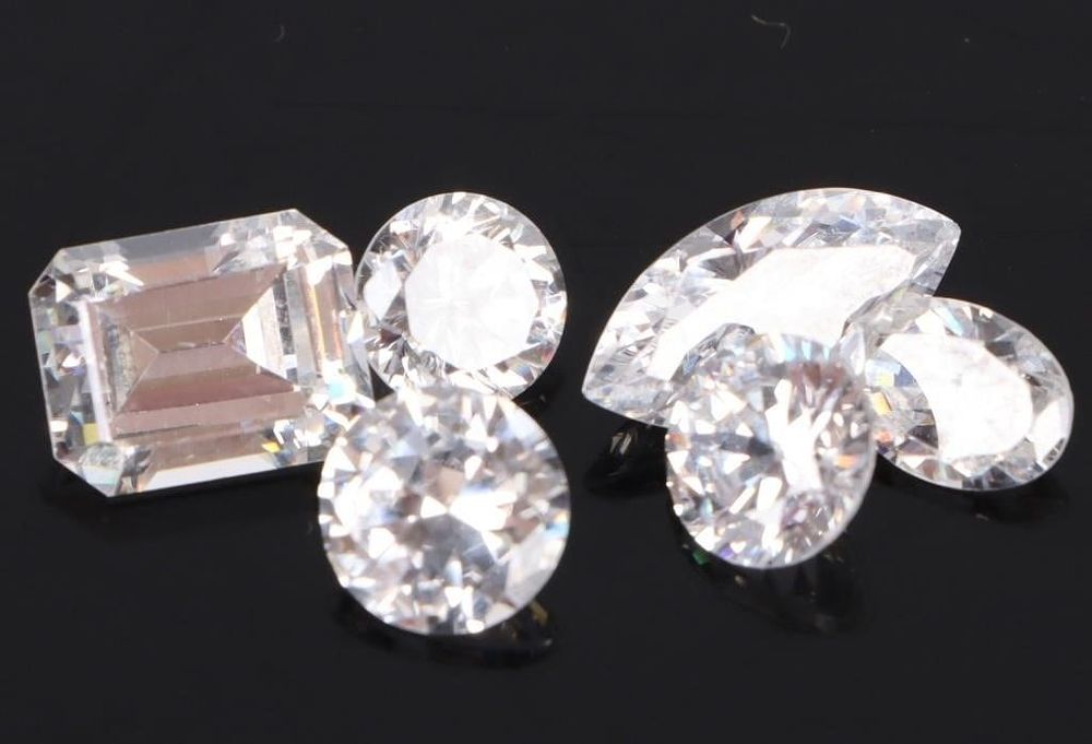 Lot 185170: LOOSE GENUINE CUBIC ZIRCONIA LOT OF 6