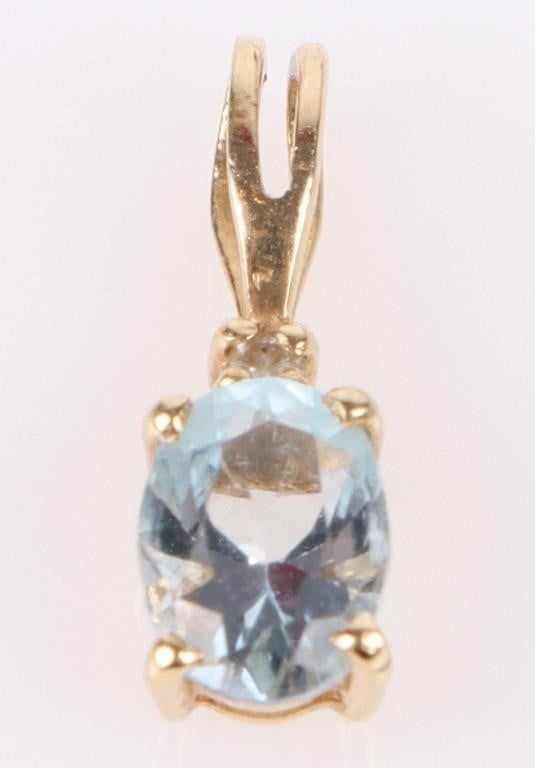 Lot 185256: 14K YELLOW GOLD DIAMOND TOPAZ LADIES PENDANT
