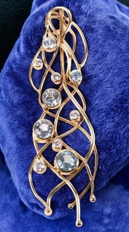 Lot 185261: 14K YELLOW GOLD DIAMOND TOPAZ UNIQUE PENDANT