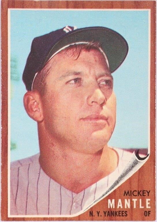Lot 185315: 1962 TOPPS MICKEY MANTLE #200 BASEBALL CARD