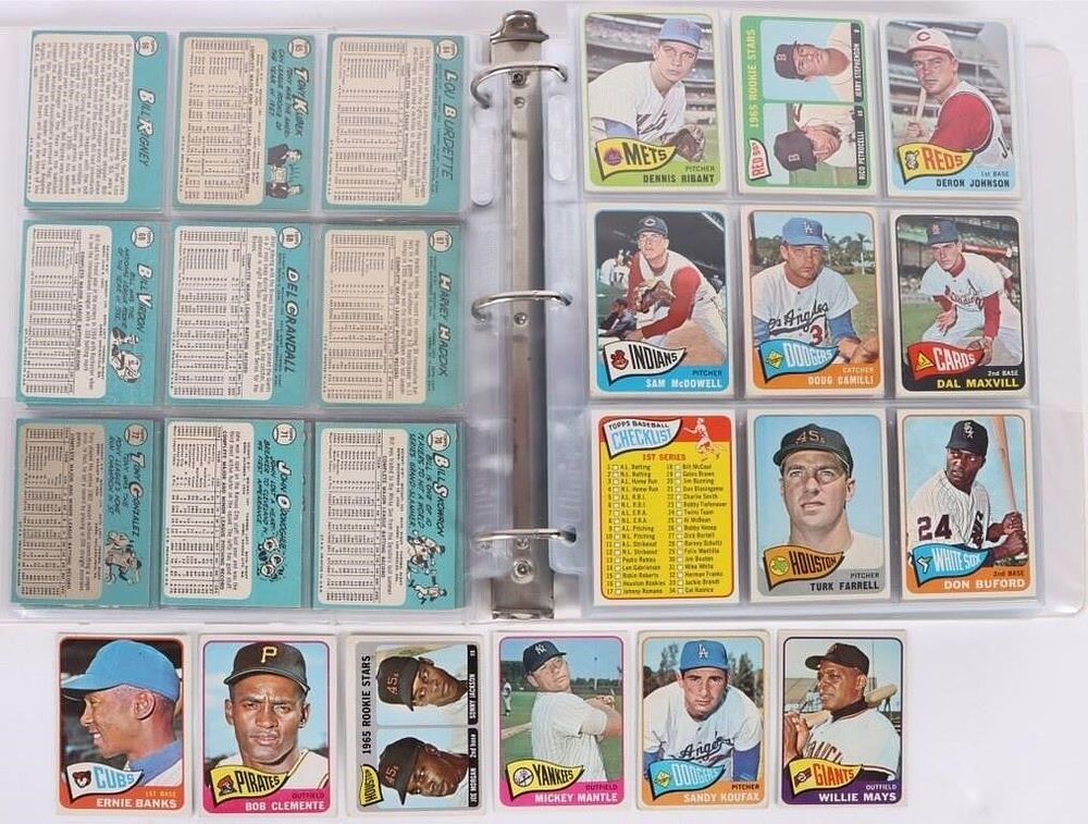 Lot 185318: 1965 TOPPS BASEBALL NEAR COMPLETE SET (515/598)