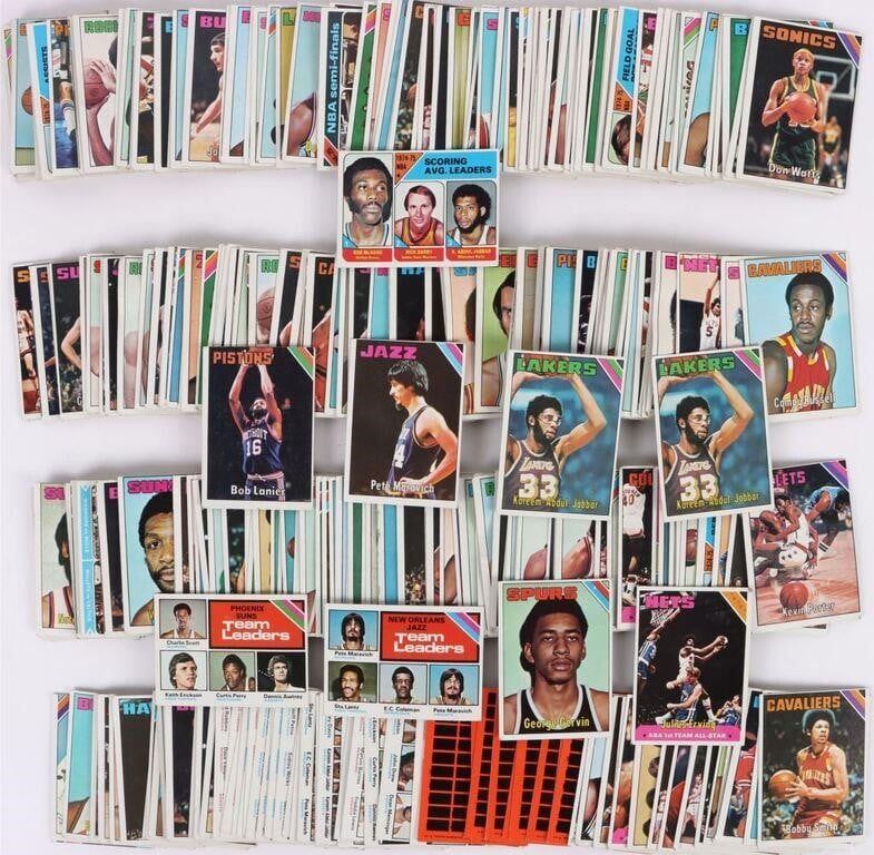 Lot 185338: 1975 TOPPS BASKETBALL SERIES COLLECTION ~300 CARDS