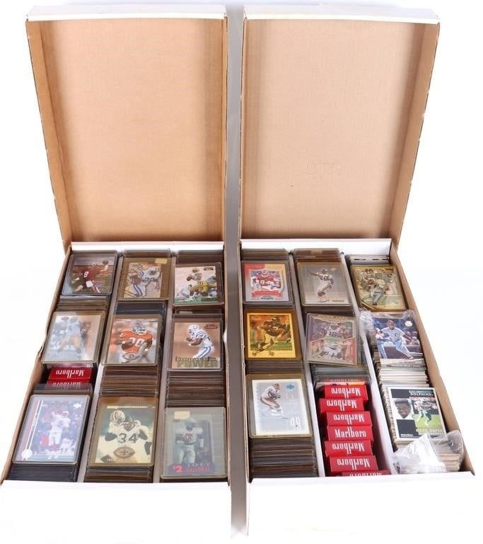 Lot 185346: FOOTBALL CARD COLLECTION 90'S & 00'S