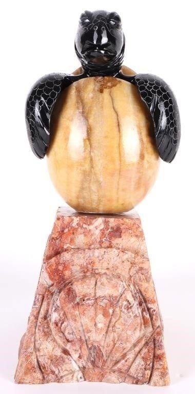 Lot 186416: HAND-CRAFTED MARBLE HATCHING SEA TURTLE STATUE