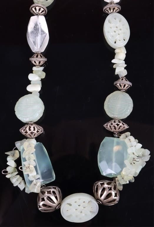 Lot 187217: CARVED STONE & QUARTZ STERLING SILVER NECKLACE