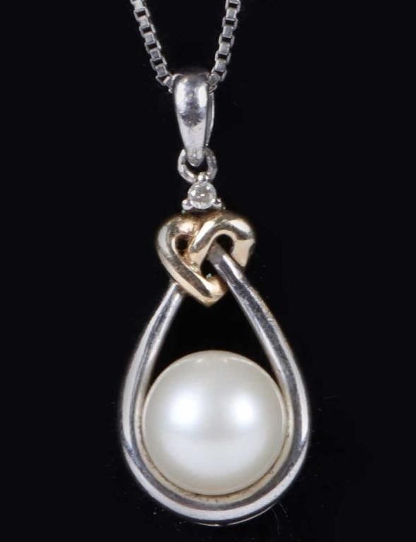 Lot 188168: 14K GOLD & 0.925 SILVER PEARL DIAMOND NECKLACE
