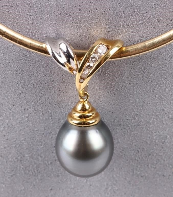 Lot 188169: BLACK PEARL DIAMOND 14K YELLOW GOLD NECKLACE