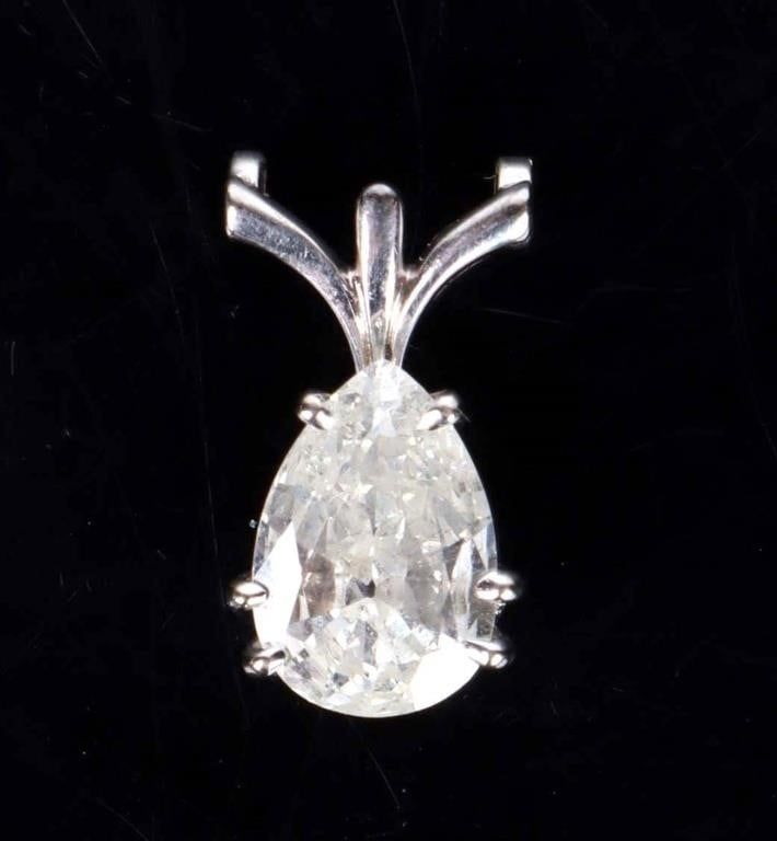 Lot 188214: 1CT PEAR CUT DIAMOND 18K WHITE GOLD LADIES PENDANT