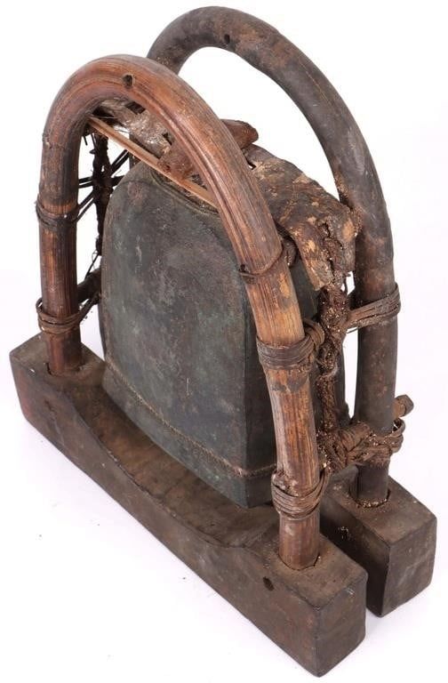 Lot 188362: ELEPHANT BELL FROM THAILAND  ANTIQUE BRONZE