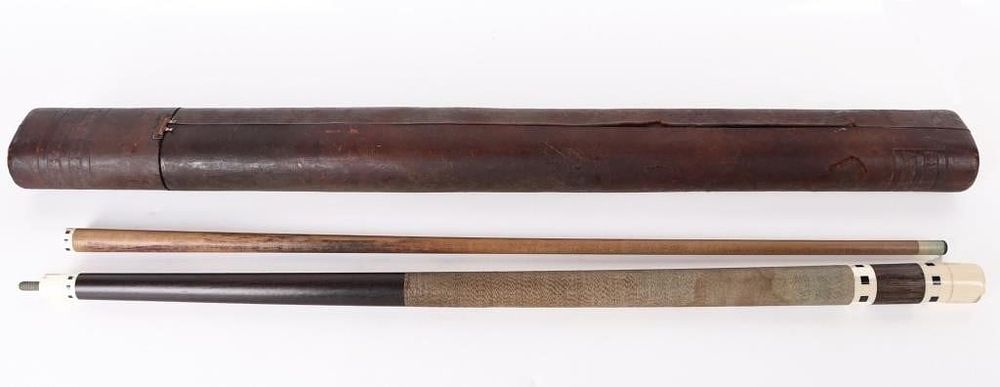 Lot 188374: ANTIQUE MERUCCI ORIGINALS POOL CUE W/ LEATHER CASE