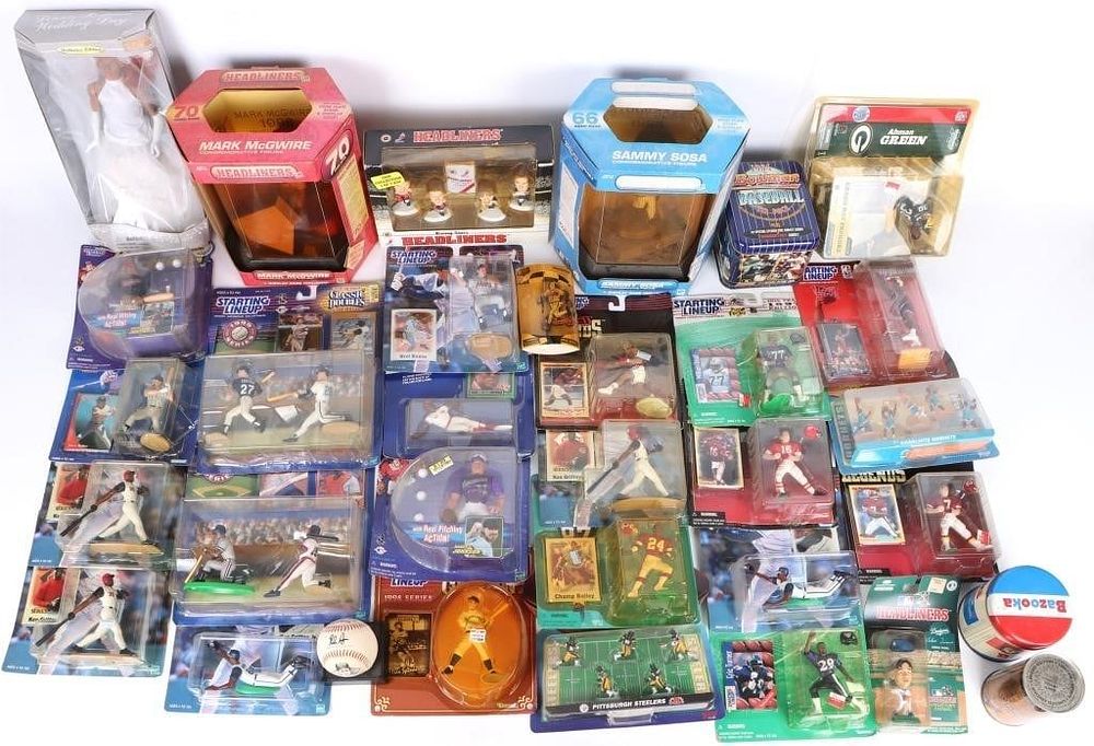 Lot 188376: ASSORTED 90'S SPORTS COLLECTIBLES - (30)