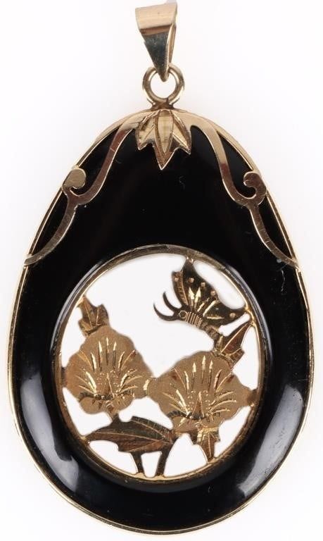 Lot 192151: 14K YELLOW GOLD ONYX LADIES PENDANT