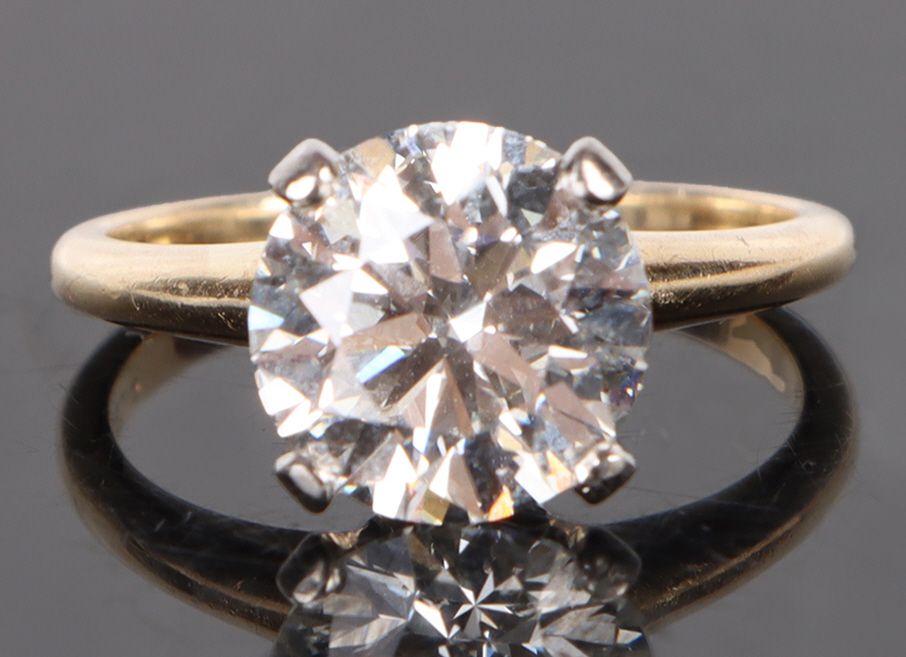 Lot 192047a: 3.12CT VS2 LAB DIAMOND 14K GOLD RING W/ IGI CERT