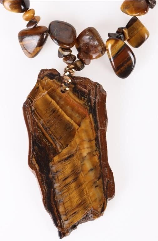 Lot 194190: CHUNKY BEADED TIGER'S EYE LADIES NECKLACE