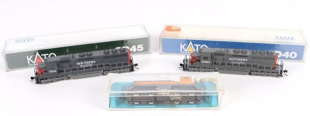 Lot 194376: KATO & RIVAROSSI PRECISION RAILROAD MODELS - (3)