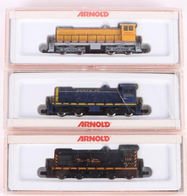 Lot 194378: ARNOLD N SCALE M1:160 RAILROAD MODELS - (3)