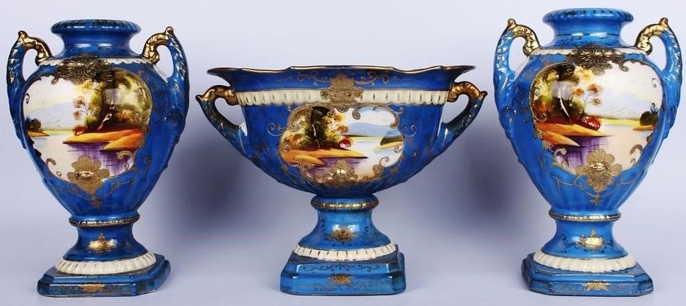 Lot 194393: 1880`S ANTIQUE NIPPON JAPANESE VASES & CENTERPIECE