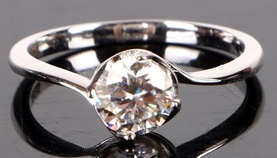 FRANCIS CLAIRE SIRIUS 0.85 CT. MOISSANITE RING. Francis Claire Sirius 0.85 ct. Moissanite 