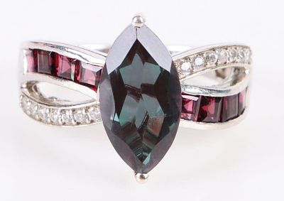 SPINEL, GARNET & TOPAZ STERLING SILVER LADIES RING. Spinel, Garnet, and topaz sterling silver 