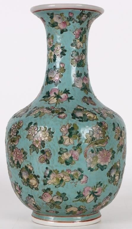 Lot 195399: CHIA-CH'ING JIAQING CHINESE PORCELAIN FLORAL VASE