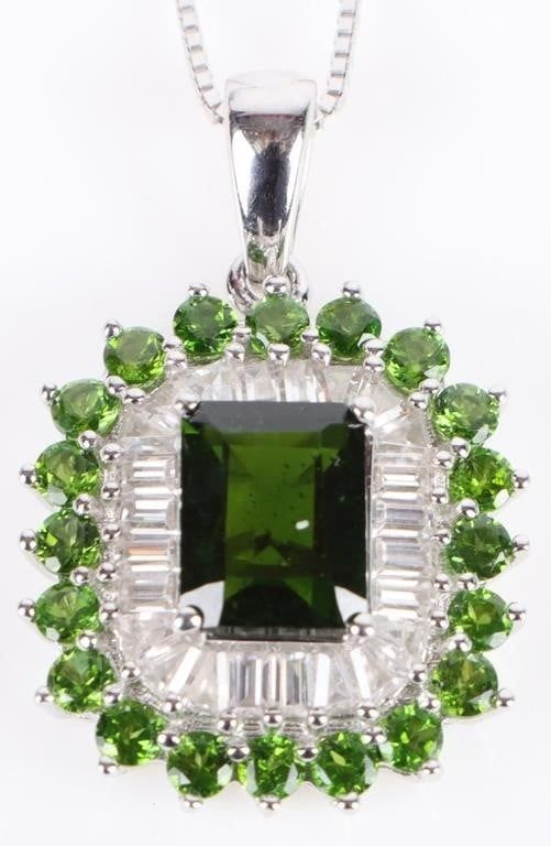Lot 198154a: PERIDOT, SPINEL, & SAPPHIRE PENDANT NECKLACE