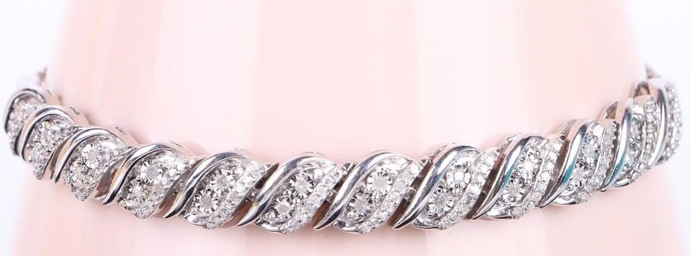 Lot 199158: STERLING SILVER 'S' LINK DIAMOND TENNIS BRACELET