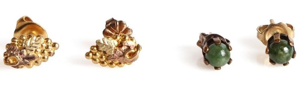 Lot 199212: 14K YELLOW GOLD LADIES STUD EARRINGS