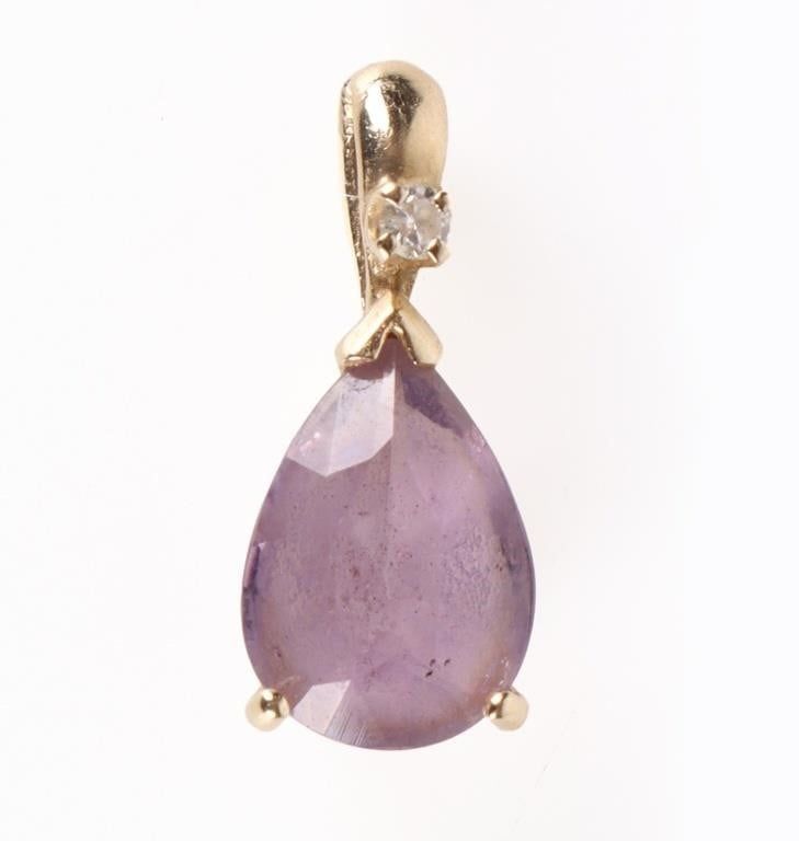 Lot 199317: 14K YELLOW GOLD AMETHYST DIAMOND LADIES PENDANT