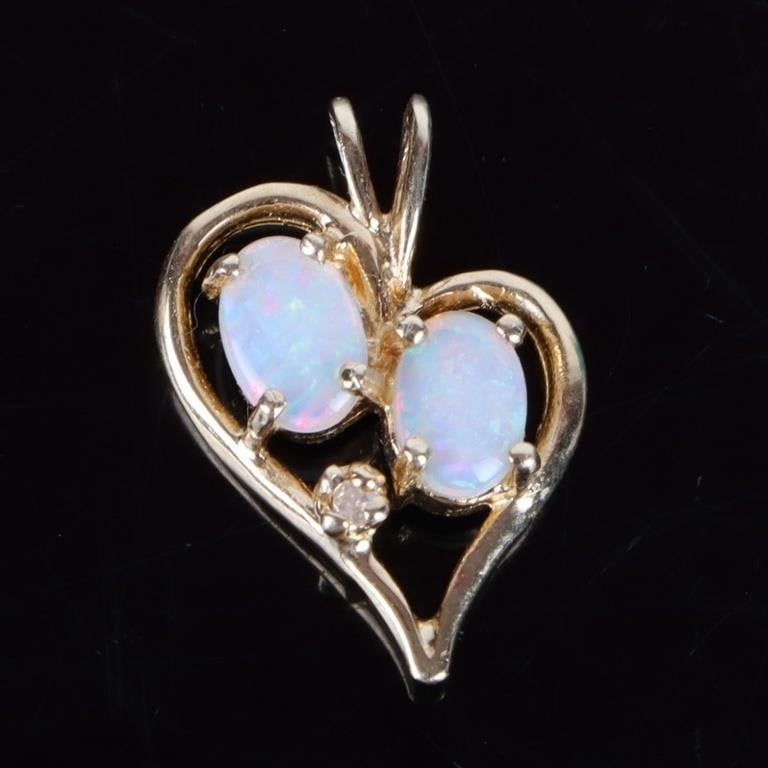 Lot 199324: VINTAGE 14K GOLD DUAL OPAL HEART & DIAMOND PENDANT