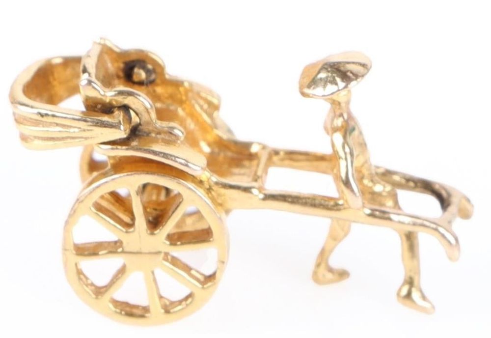 Lot 199332: 14K YELLOW GOLD LADIES RICKSHAW PENDANT