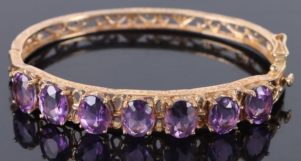 Lot 200196: 10.5CTW AMETHYST 14K YELLOW GOLD BRACELET