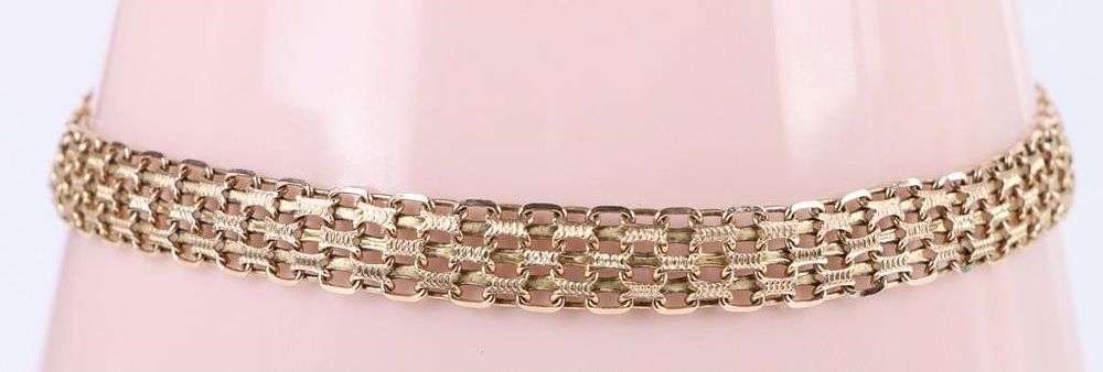 Lot 200203: 14K YELLOW GOLD LADIES MULITI LINK BRACELET