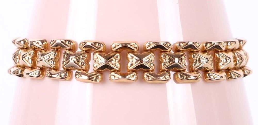Lot 200204: 18K YELLOW GOLD LINKED CHAIN UNISEX BRACELET
