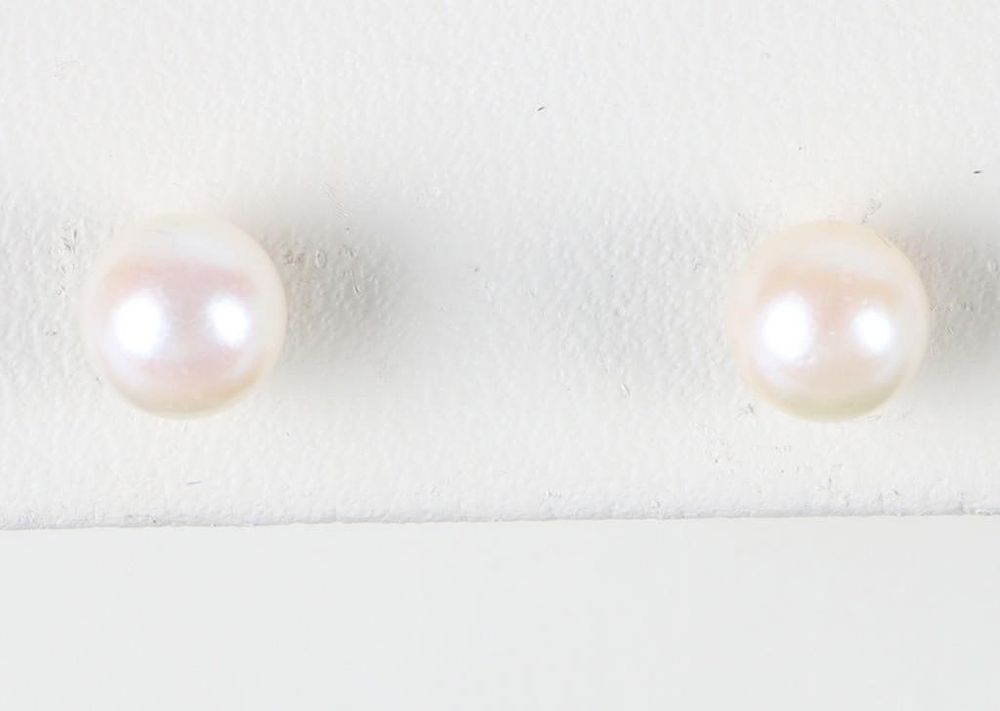 Lot 200249: 14K YELLOW GOLD BLUSH PEARL LADIES EARRINGS