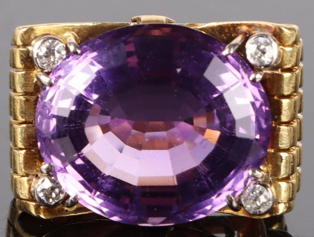 Lot 202167: ~12CT OVAL AMETHYST & DIAMOND 18K GOLD RING